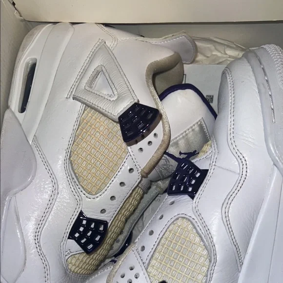 Metallic purple Jordan 4s - Picture 2 of 2